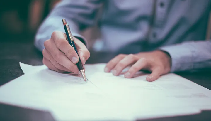 What Should You Include in a Speaker Agreement?